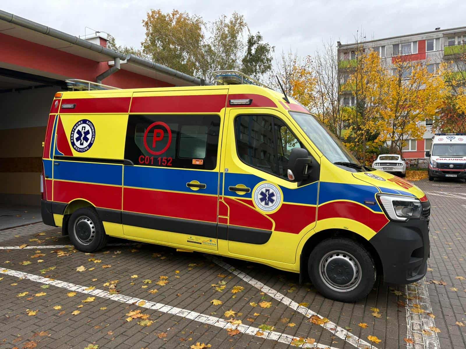 nowa karetka pogotowia